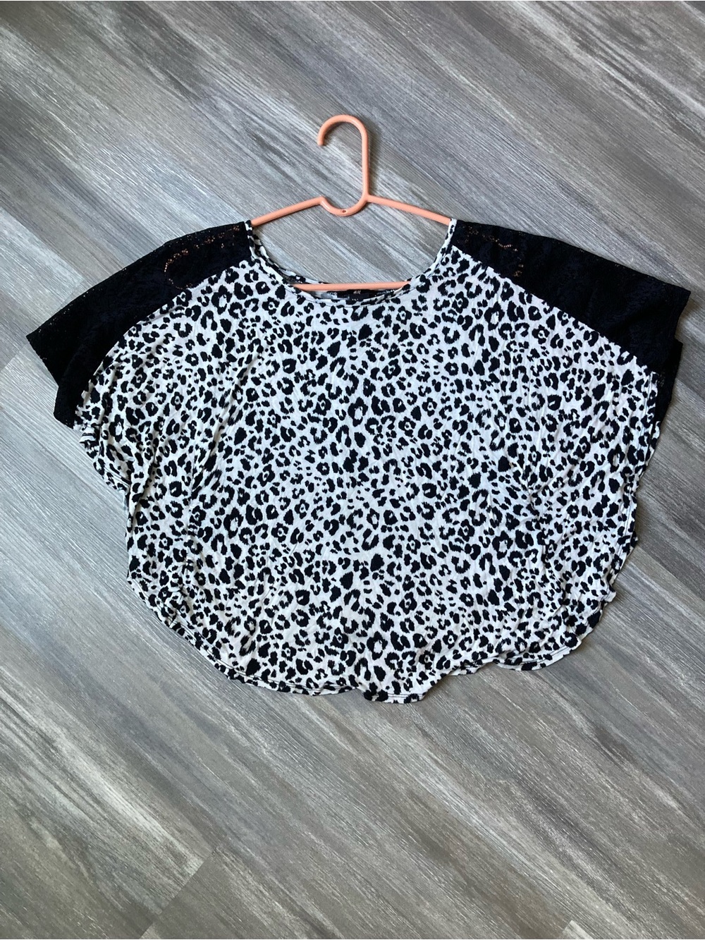 H&M Y2K Black & White Leopard Print Dolman Sleeve Top Indie Sleaze Flowy Drape